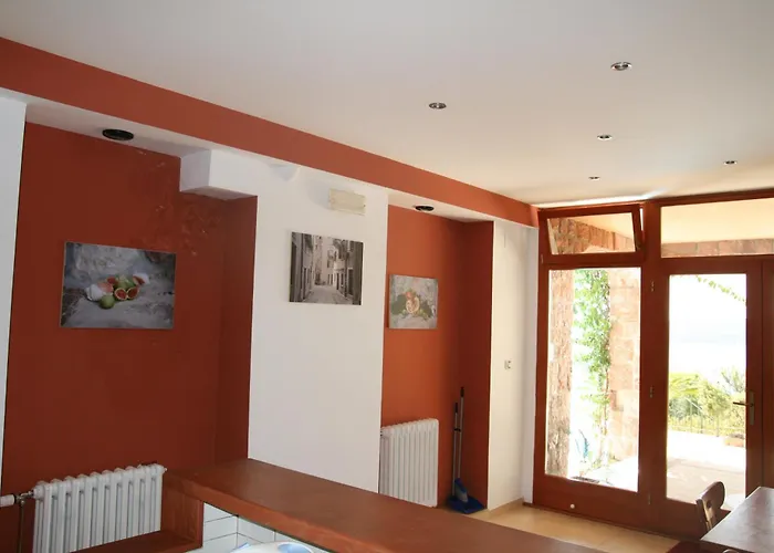 Apartments Villa Cucuk